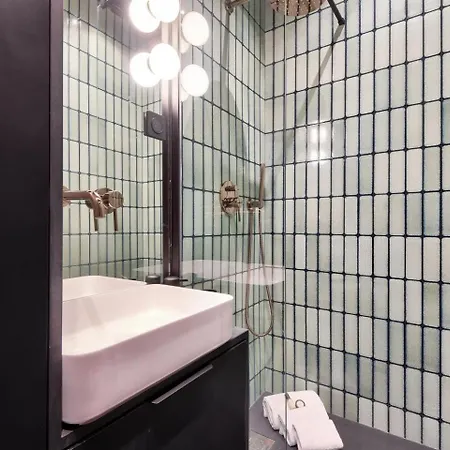 Apartment Beautiful 1br With Ac Paris